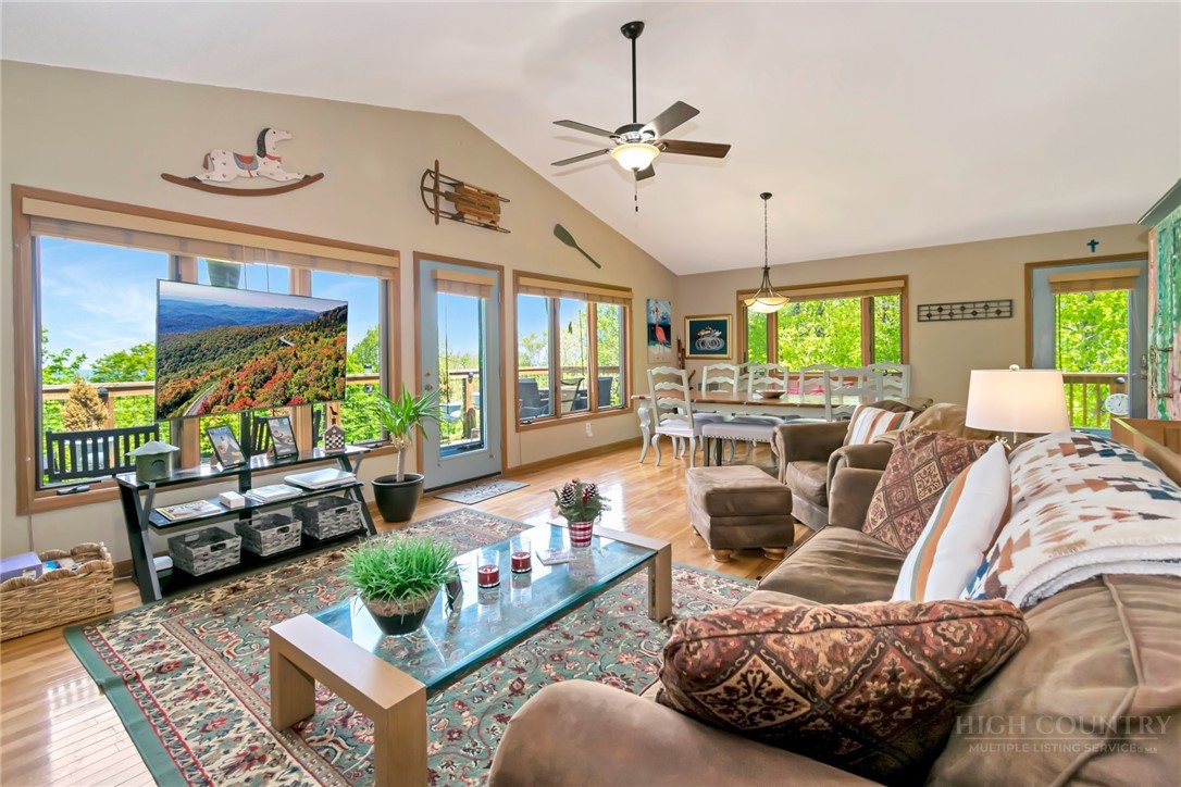 1078 Charter Hills Road Property Photo 17