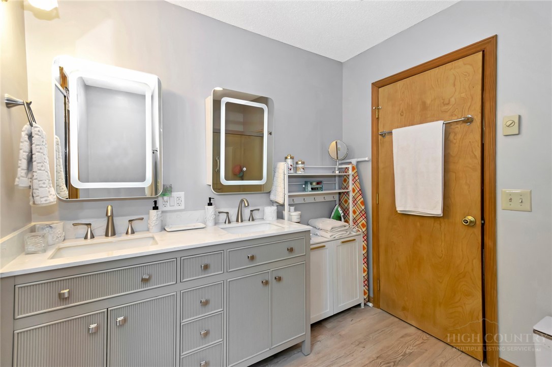 1078 Charter Hills Road Property Photo 26