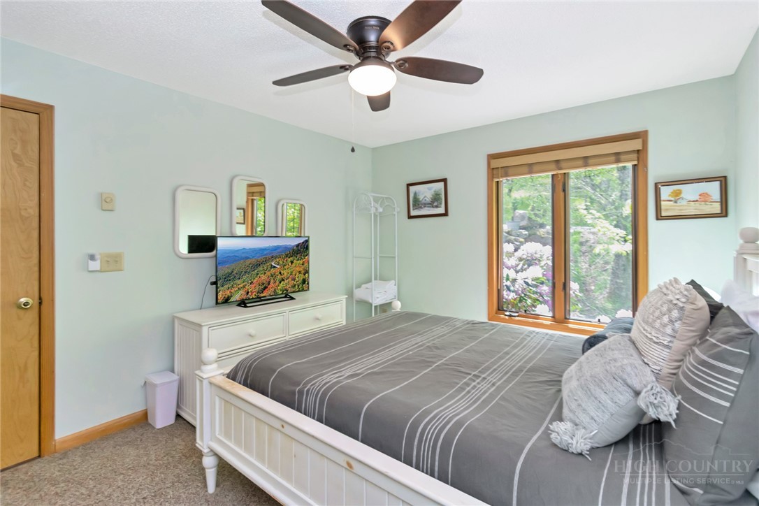 1078 Charter Hills Road Property Photo 32