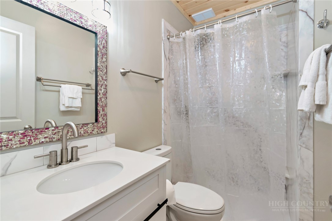1078 Charter Hills Road Property Photo 38