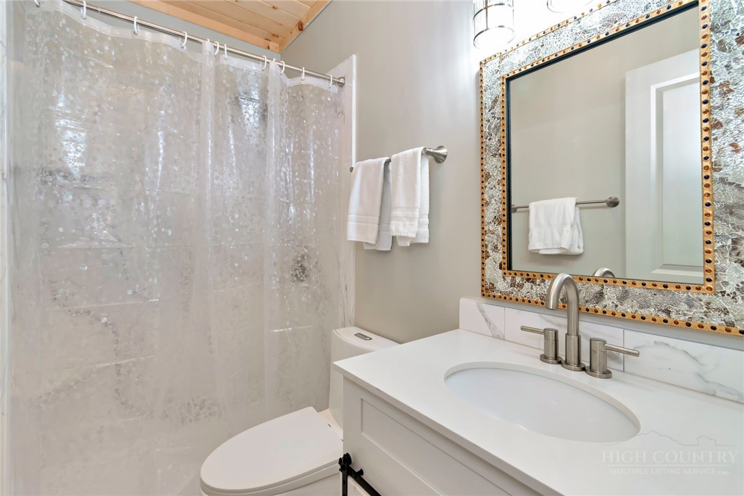 1078 Charter Hills Road Property Photo 41