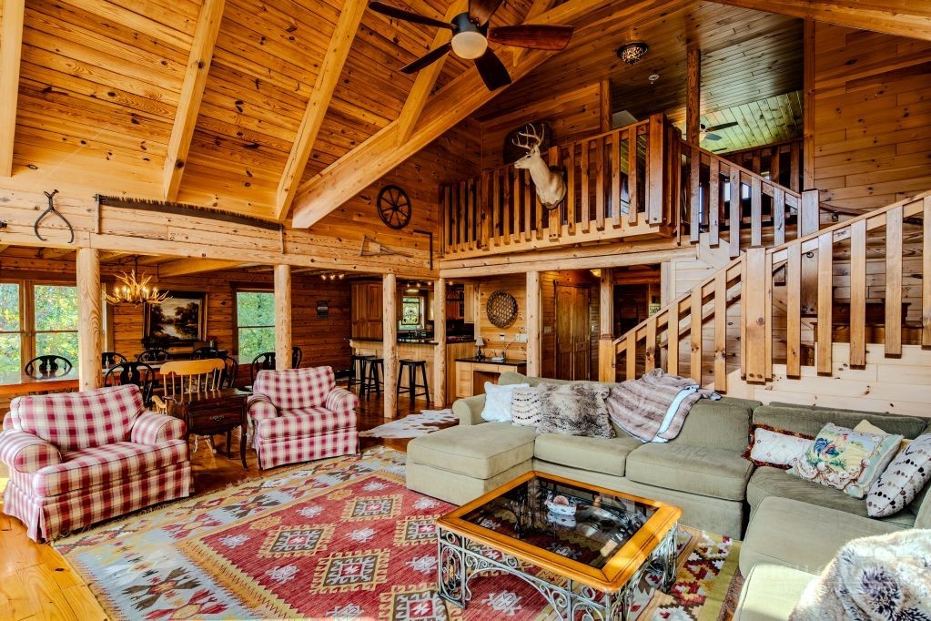 989 Scenic Drive Property Photo 7