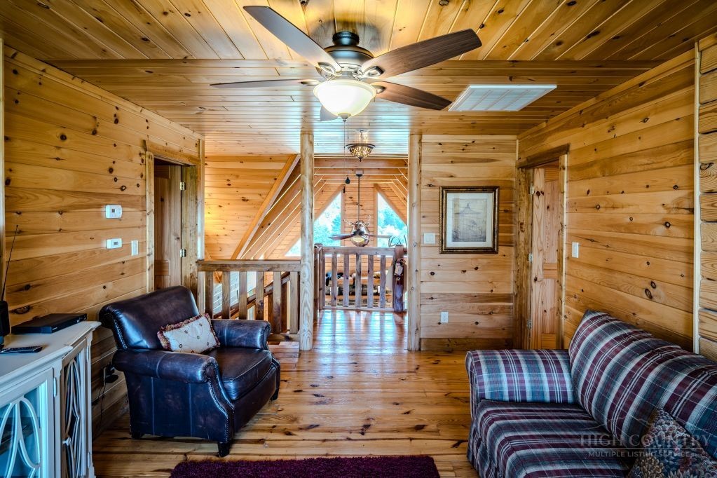 989 Scenic Drive Property Photo 25