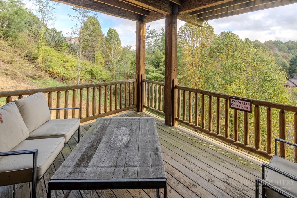 989 Scenic Drive Property Photo 39