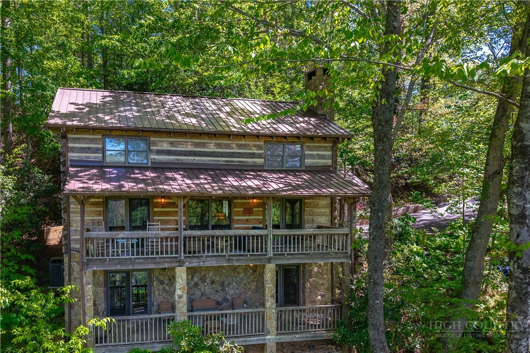 826 River Ridge Road Property Photo 2