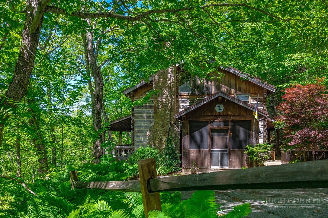 826 River Ridge Road Property Photo 4