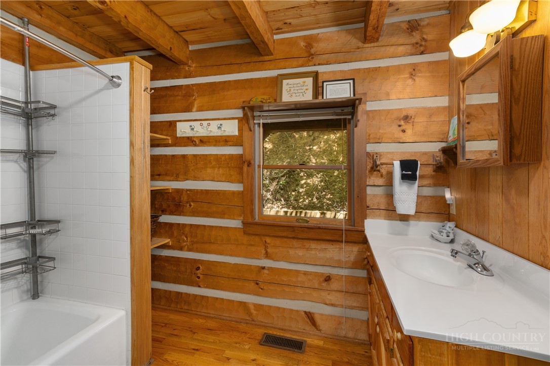 826 River Ridge Road Property Photo 11