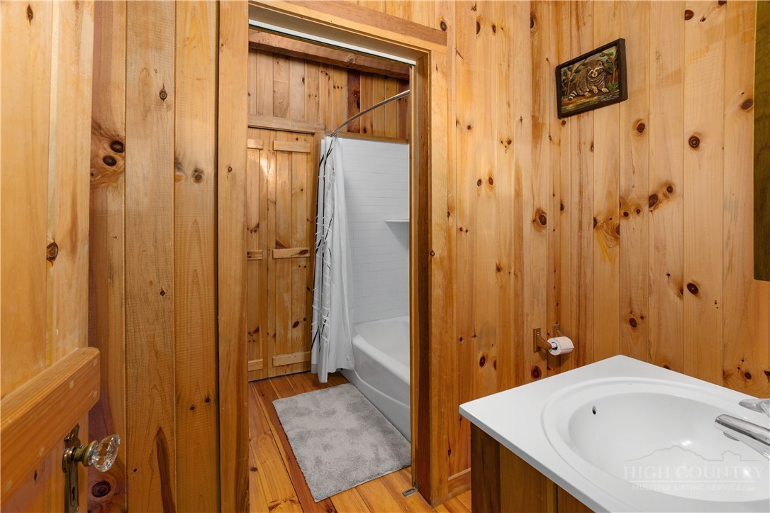 826 River Ridge Road Property Photo 16