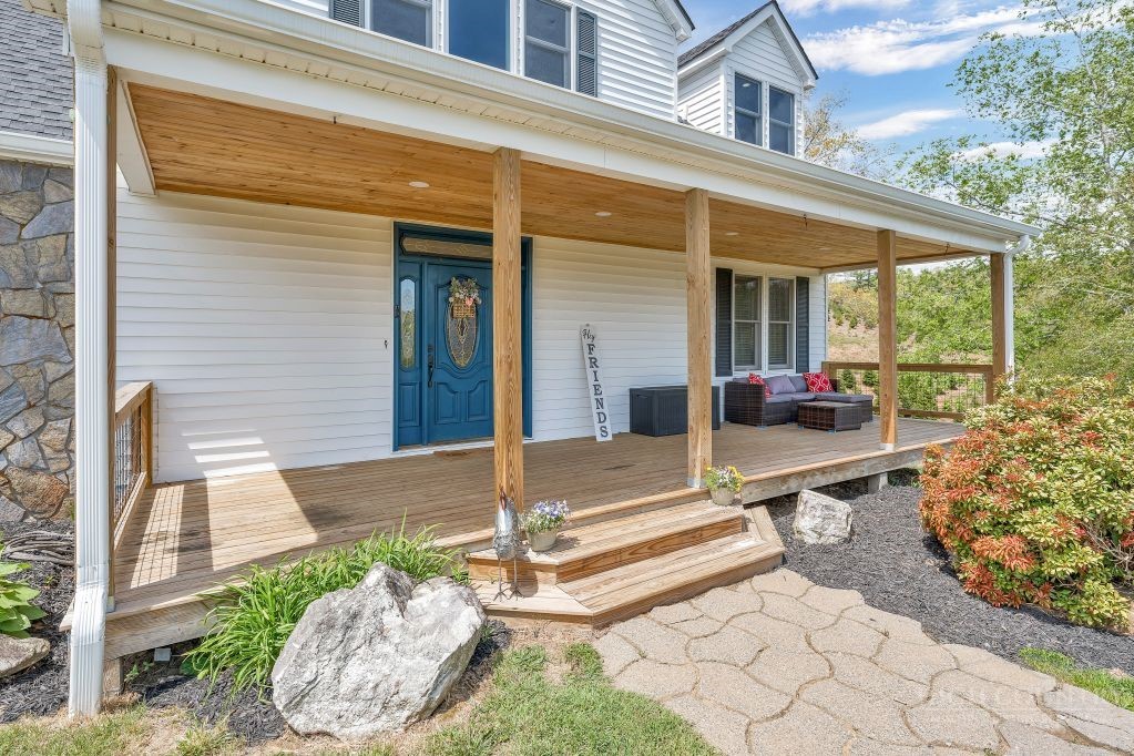 61 Honky Hollow Lane Property Photo 4