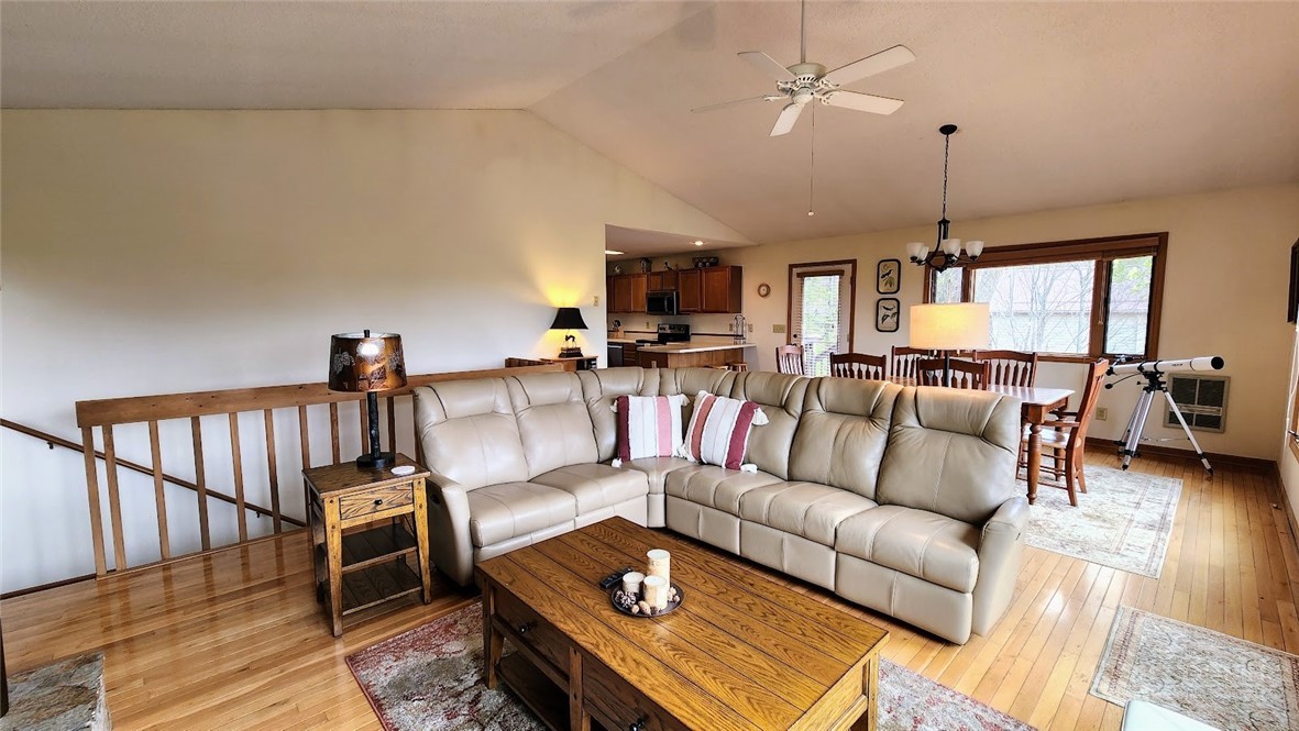 111 Aster Trail Property Photo 23