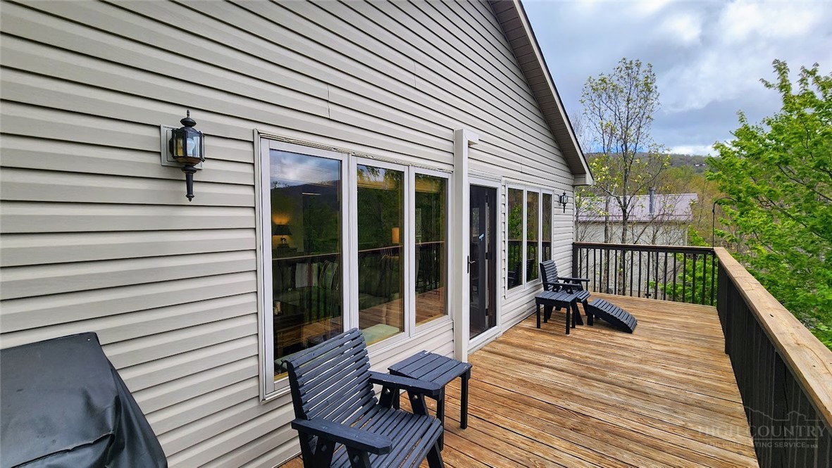 111 Aster Trail Property Photo 28
