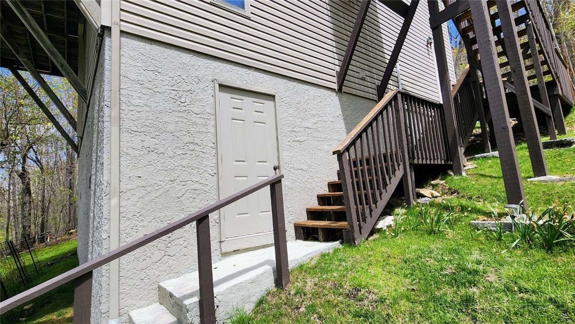 111 Aster Trail Property Photo 46