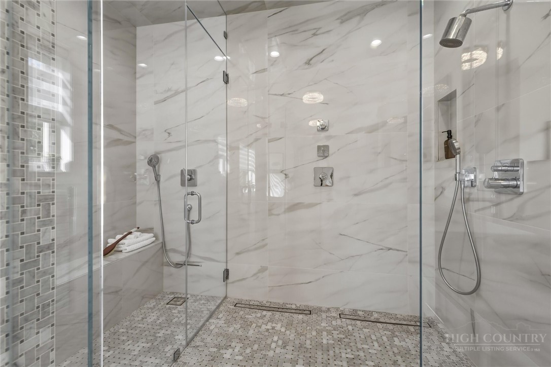 1506 High Valley Way Property Photo 27