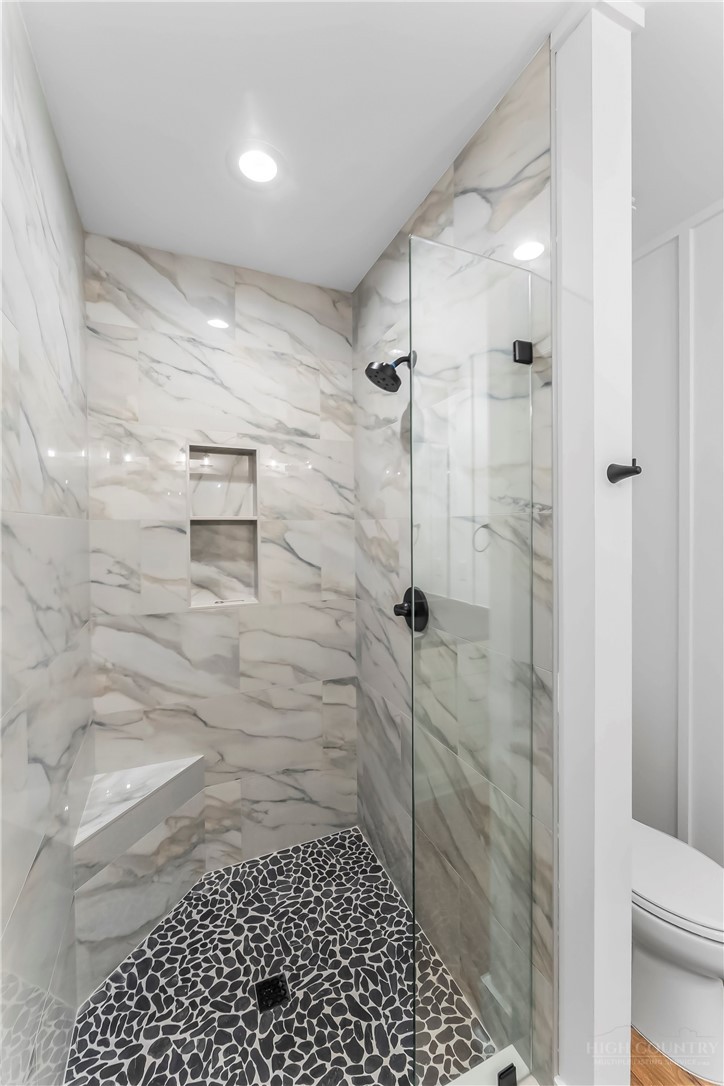 4898 Soaring Top Lane Property Photo 12