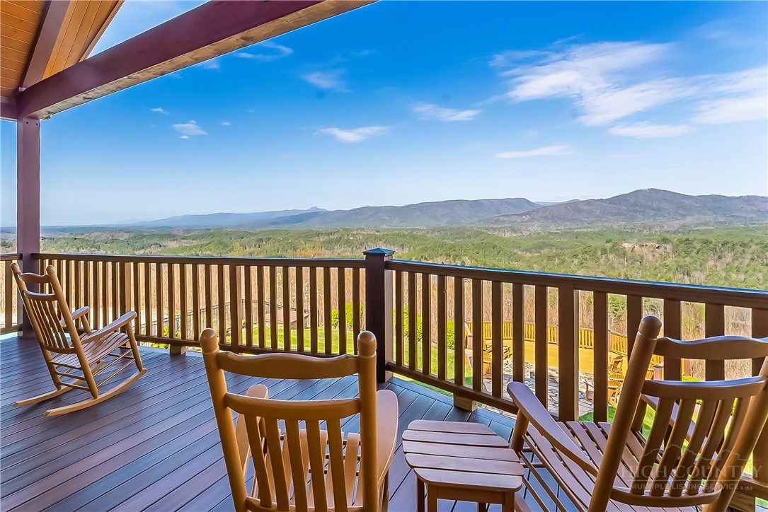 4898 Soaring Top Lane Property Photo 47