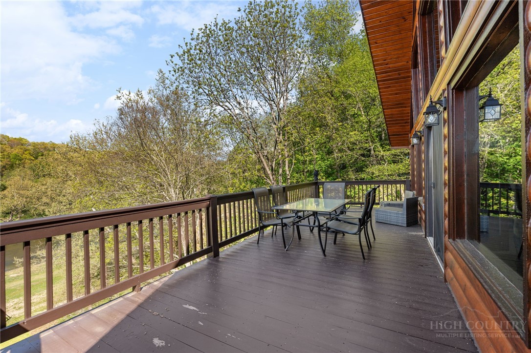 125 Waterview Lane Property Photo 13