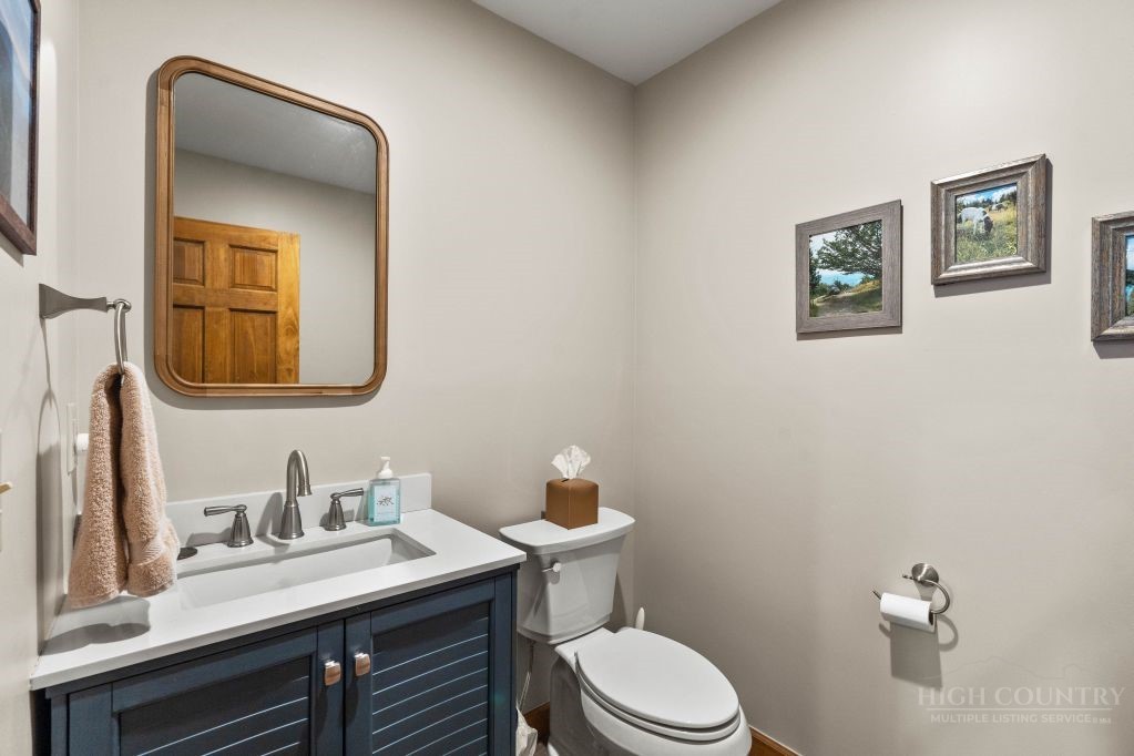 121 Shady Oaks Lane Property Photo 22