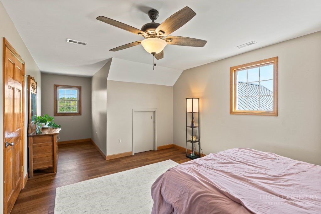 121 Shady Oaks Lane Property Photo 25