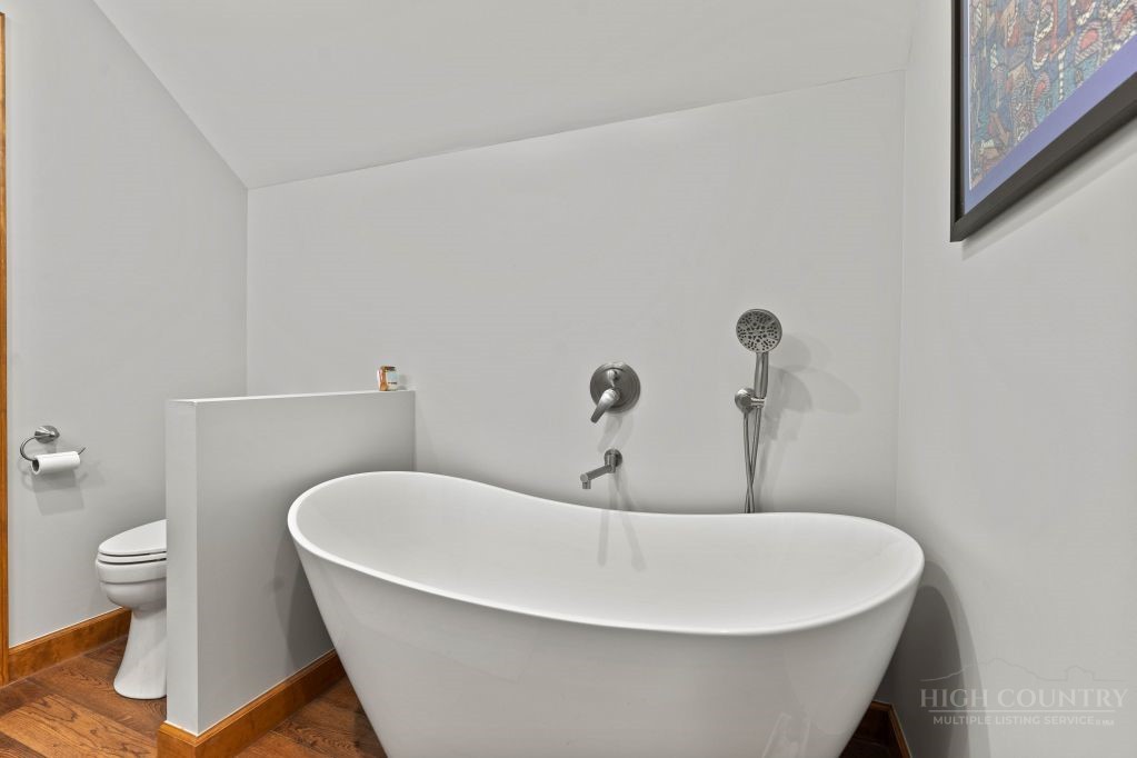 121 Shady Oaks Lane Property Photo 30