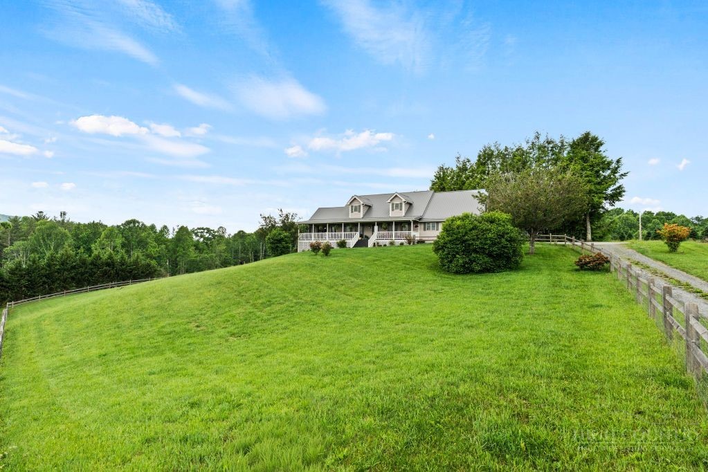 121 Shady Oaks Lane Property Photo 47