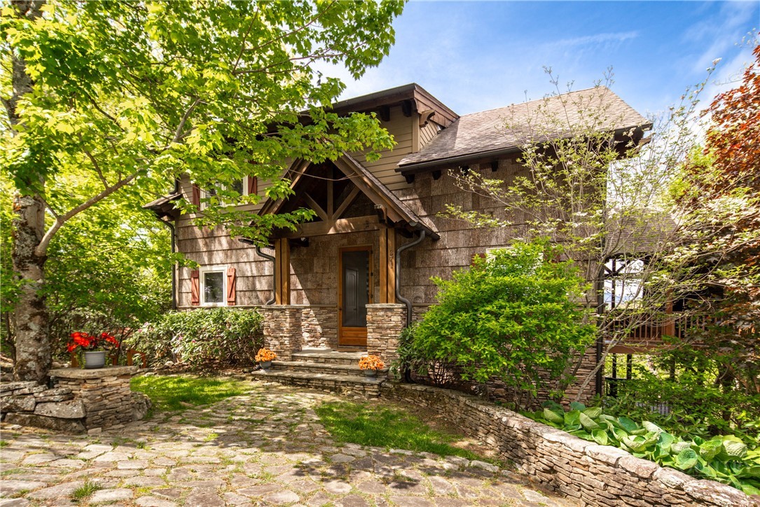 371 Dameron Drive