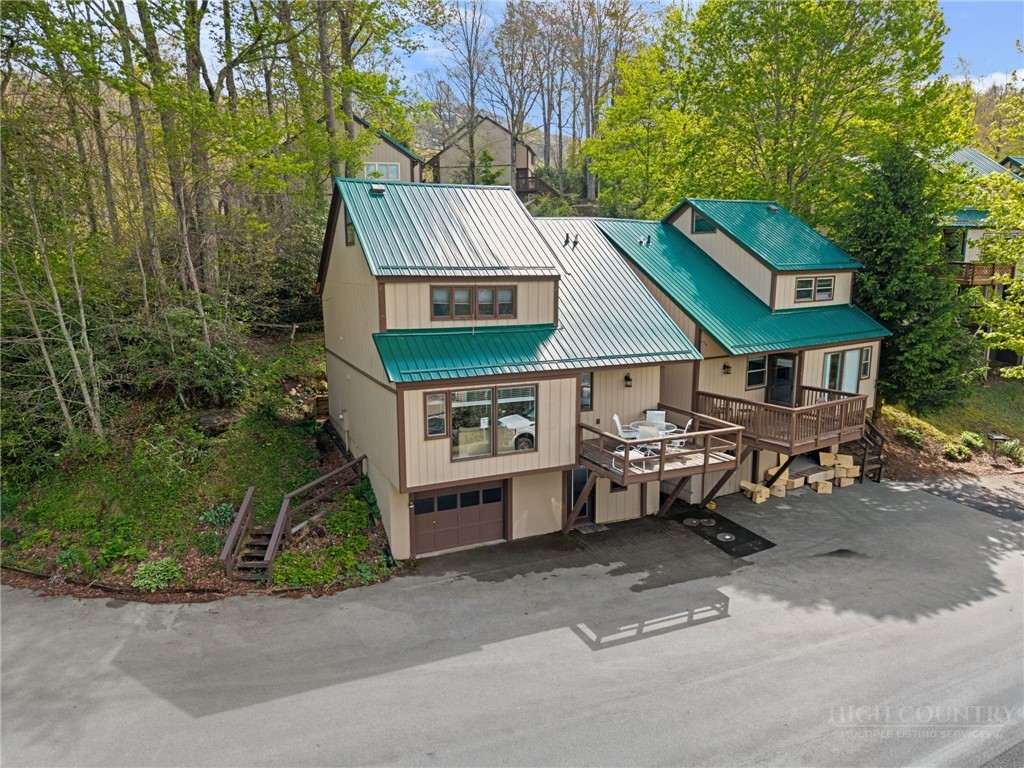 1317 Sugar Mountain Drive M-54 Property Photo 1
