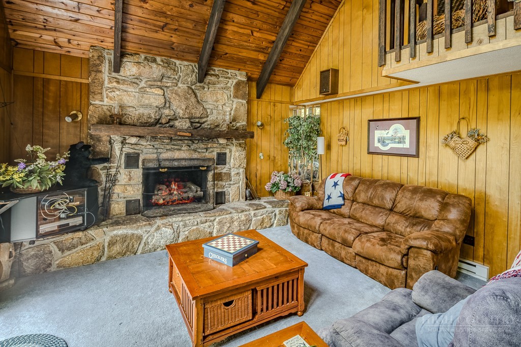 109 Shagbark Road Property Photo 3
