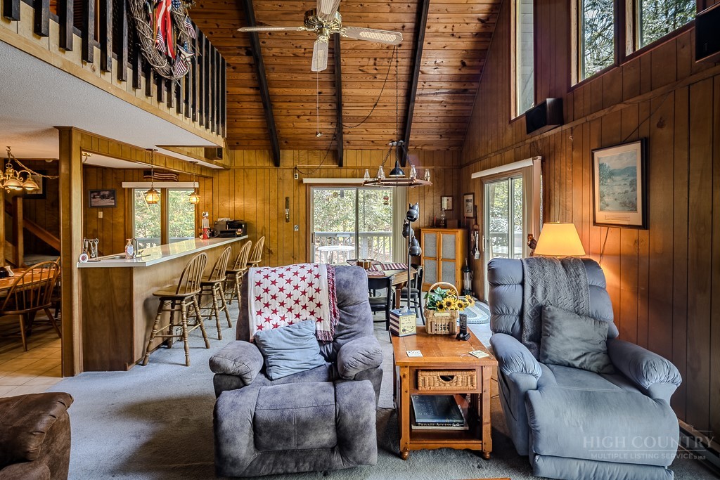 109 Shagbark Road Property Photo 6