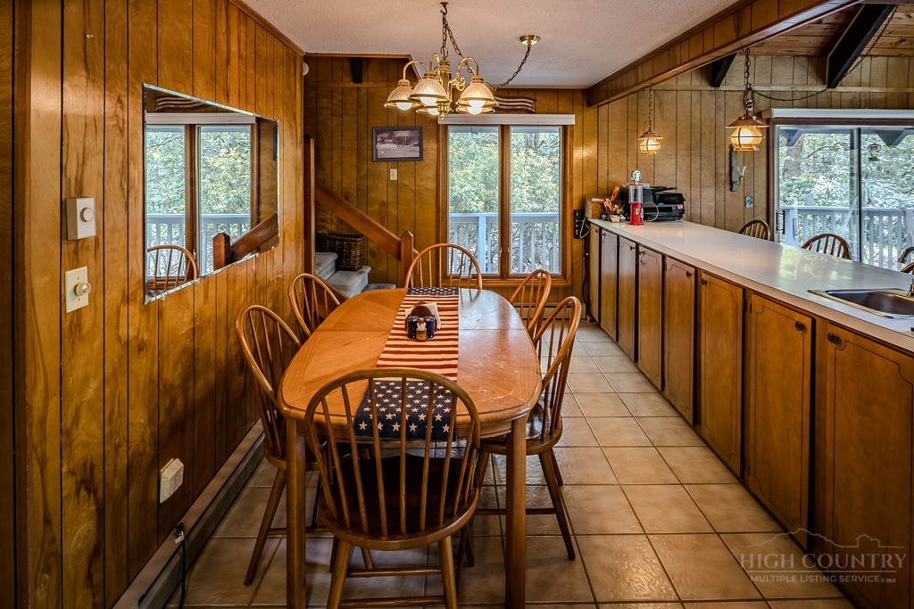 109 Shagbark Road Property Photo 14
