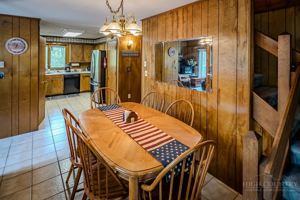 109 Shagbark Road Property Photo 15