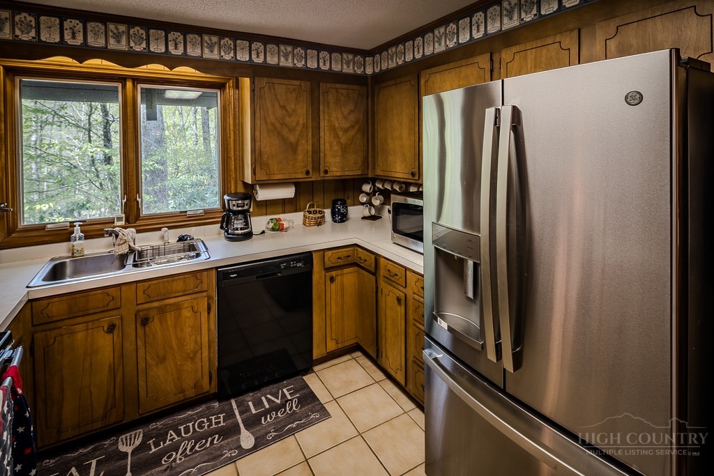 109 Shagbark Road Property Photo 17