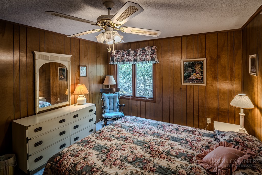 109 Shagbark Road Property Photo 22