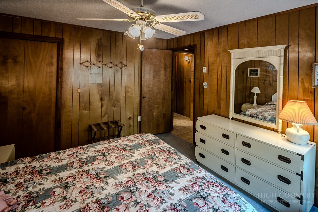 109 Shagbark Road Property Photo 23