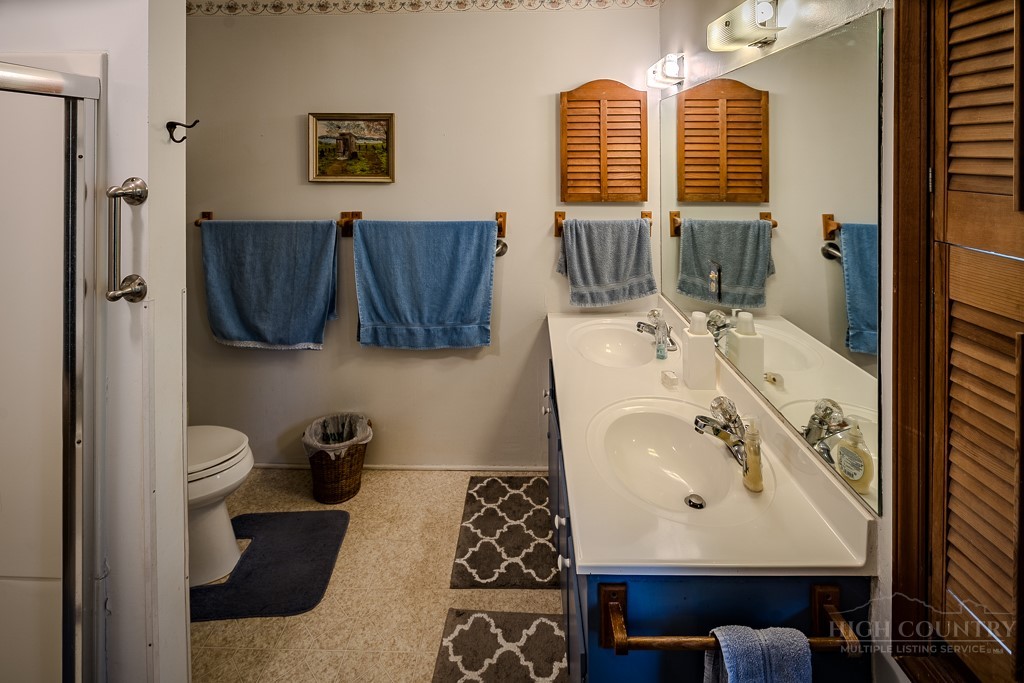 109 Shagbark Road Property Photo 28