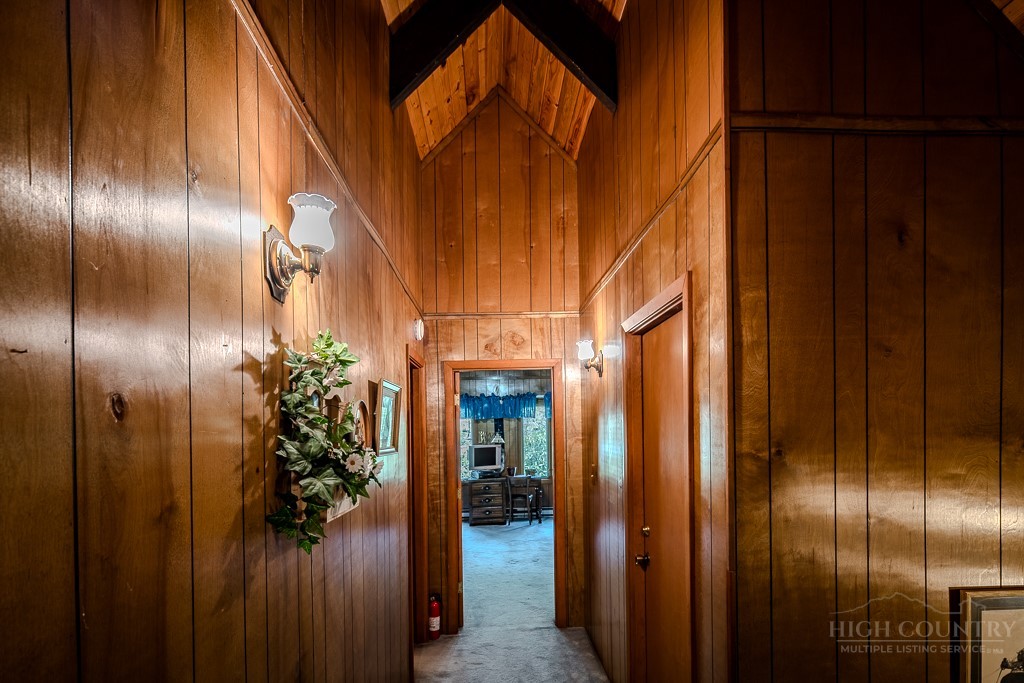 109 Shagbark Road Property Photo 37