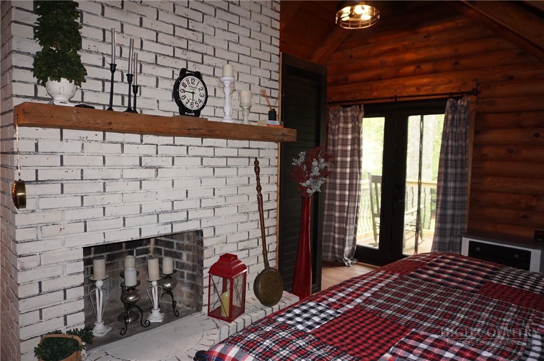 557 White Pine Road Property Photo 16