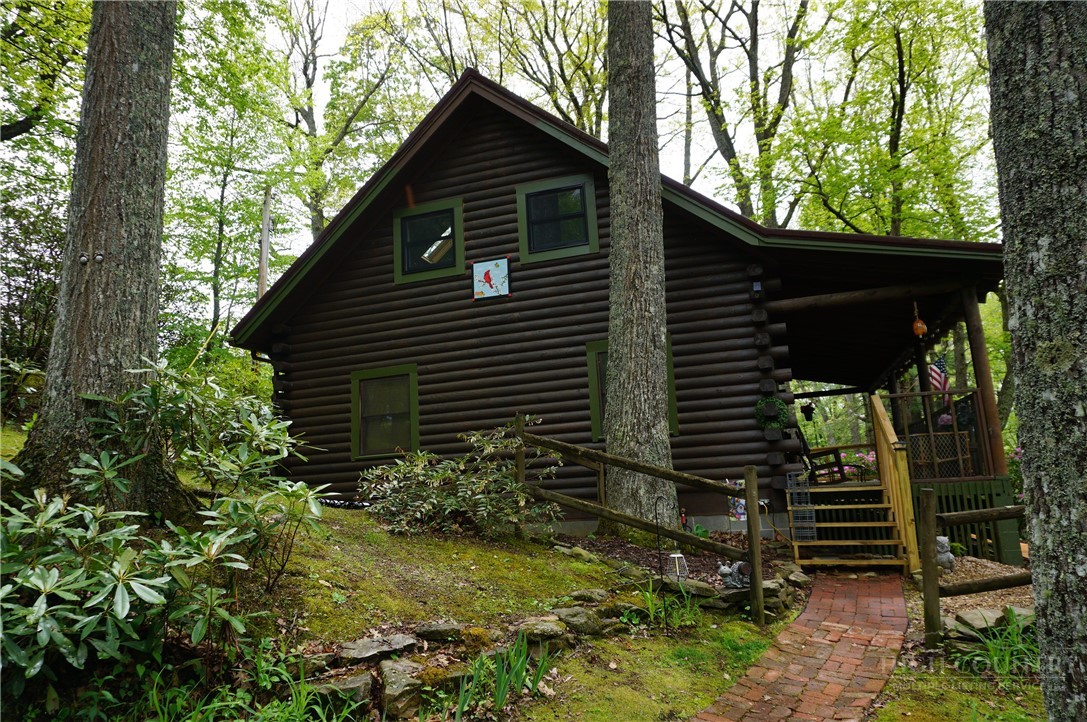 557 White Pine Road Property Photo 25