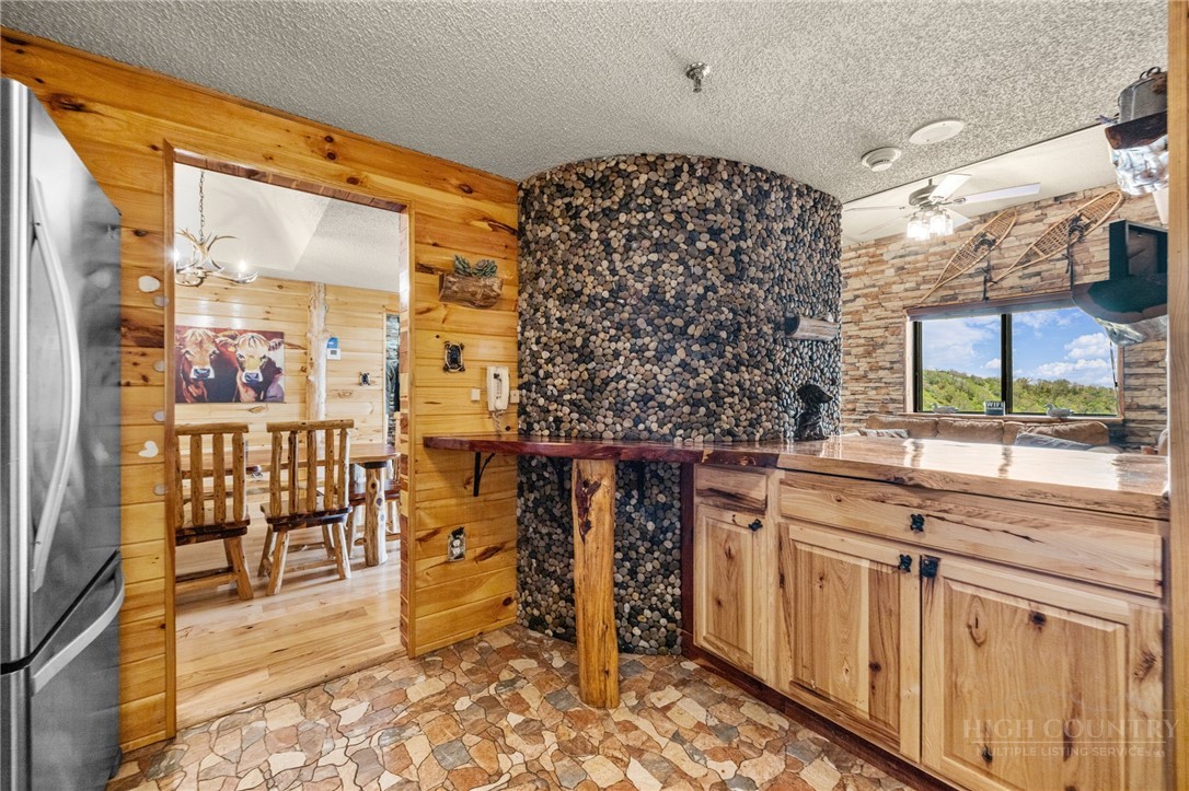303 Sugar Top Drive 2511 Property Photo 4