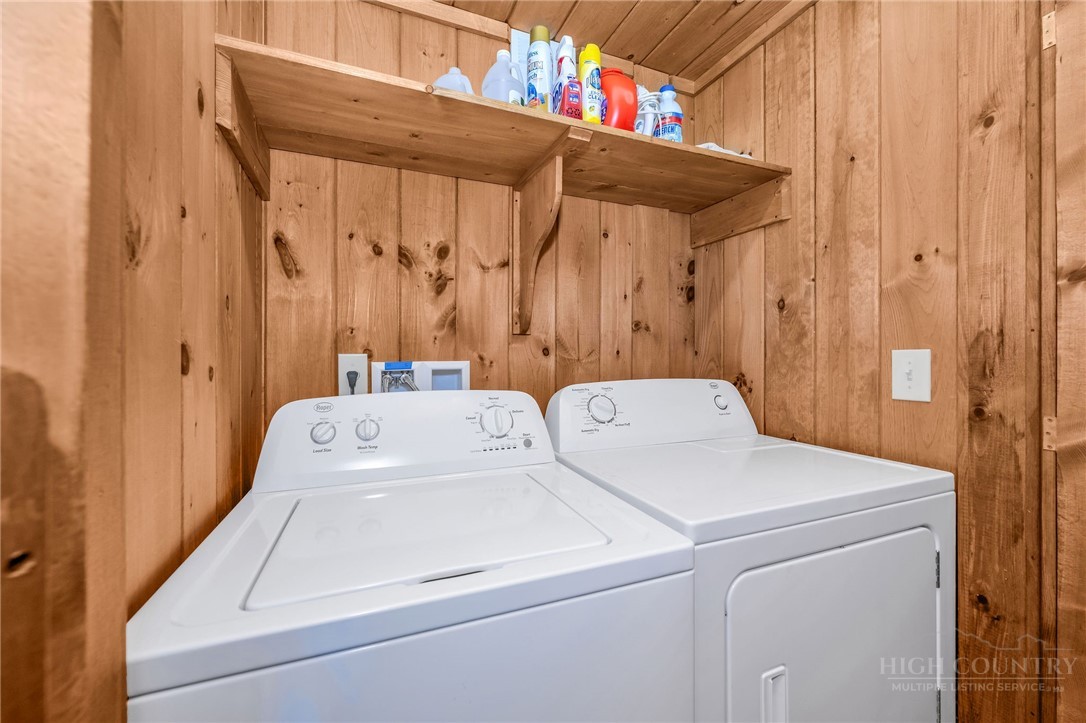 242 Annapurna Drive Property Photo 49