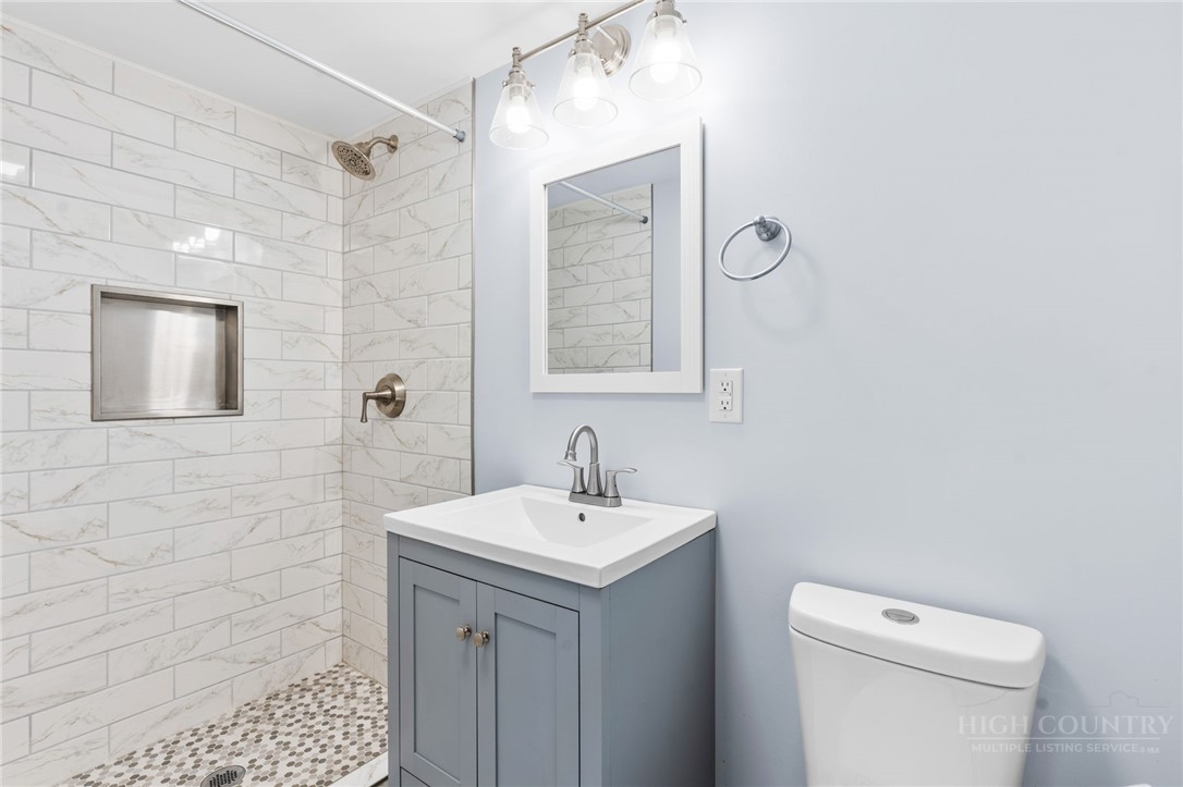 656 Goforth Road Property Photo 24