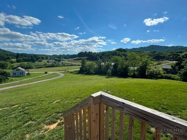 179 Wallace Lane Property Photo 1