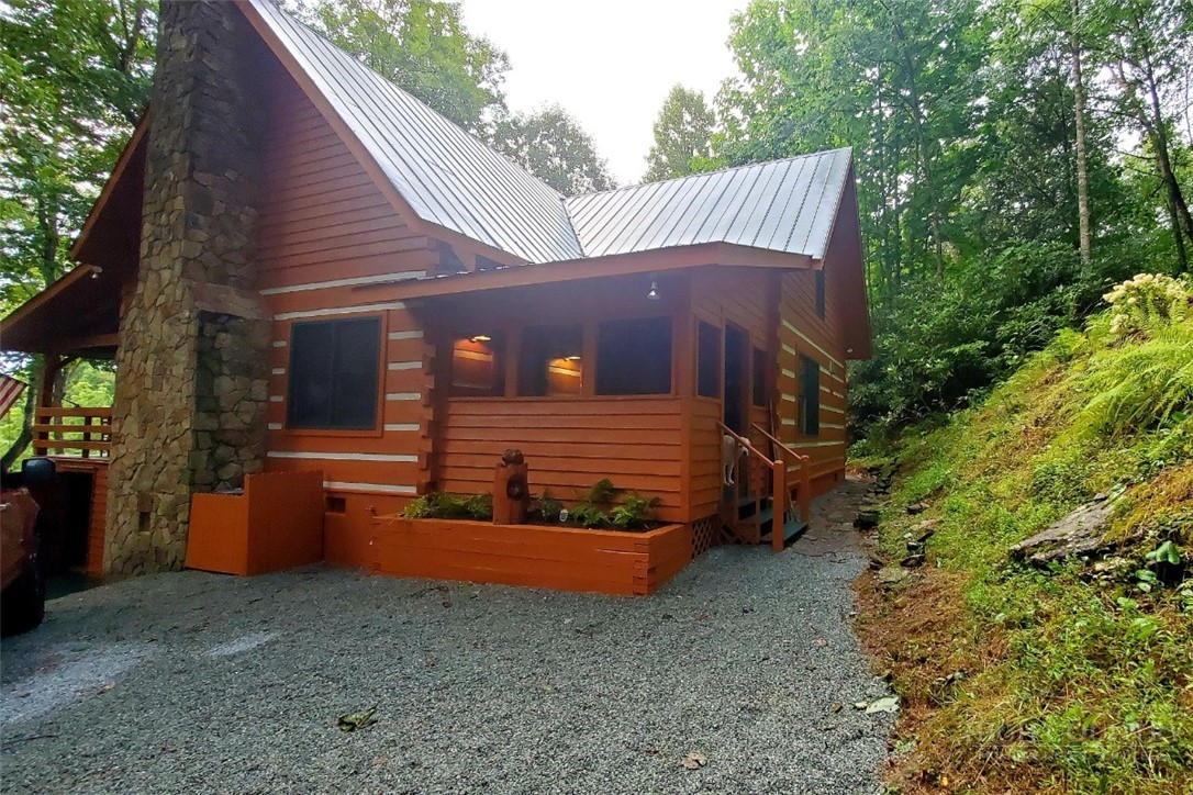 270 Bentley Road Property Photo 1