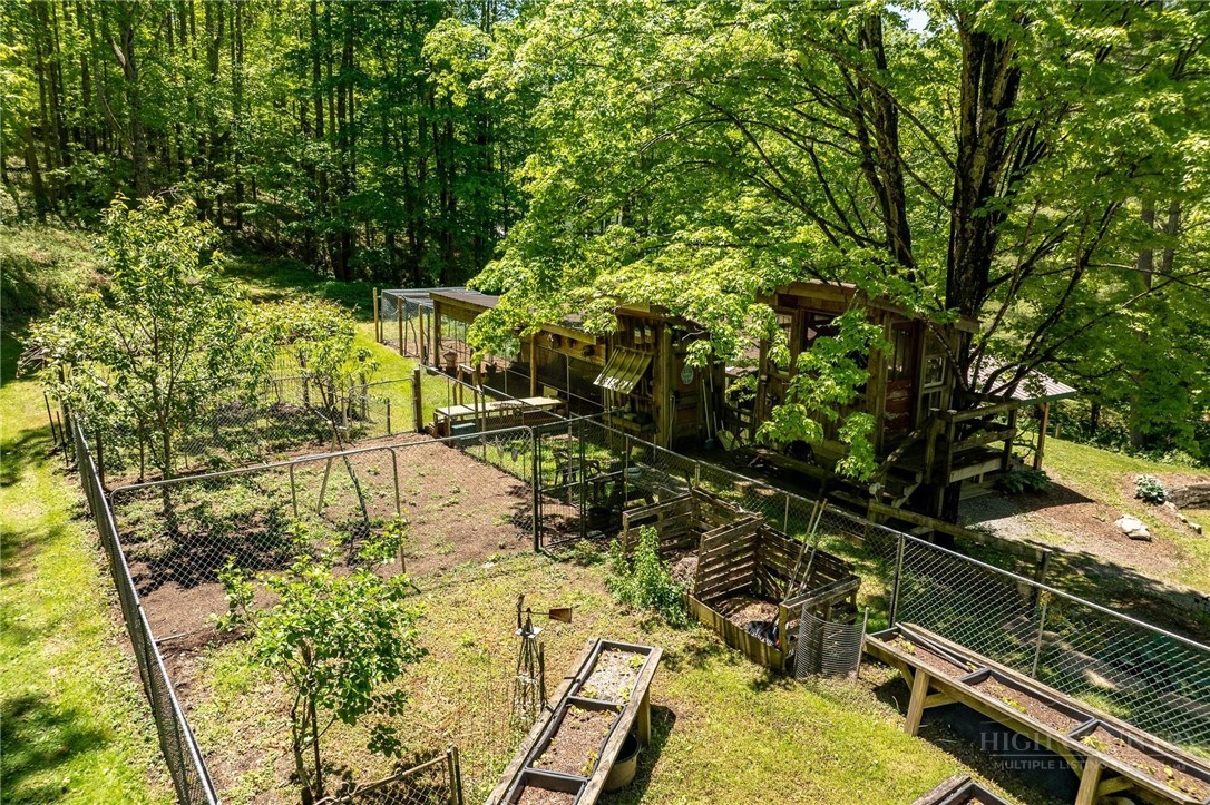 165 Natures Way Property Photo 34