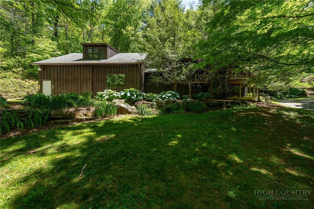 165 Natures Way Property Photo 43
