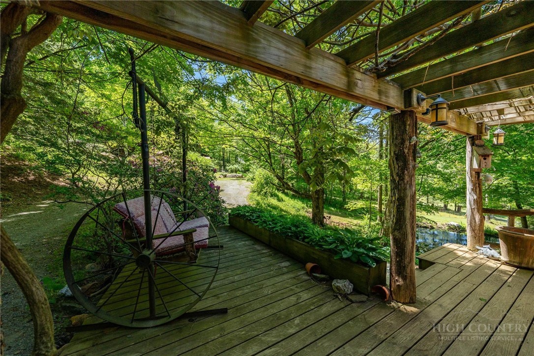 165 Natures Way Property Photo 44