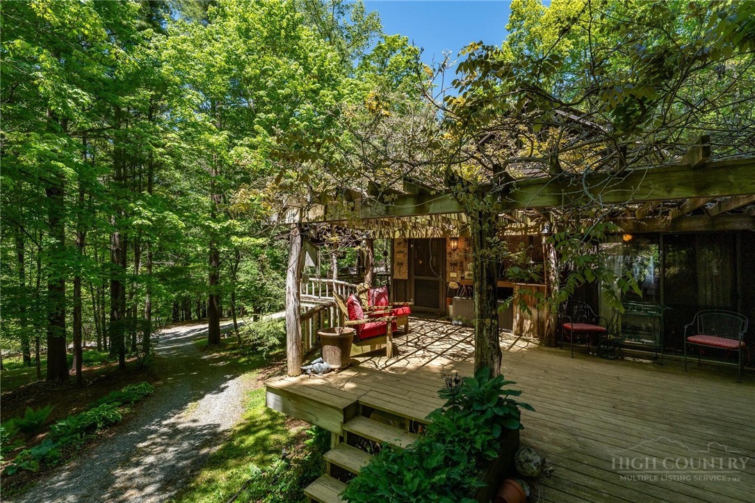 165 Natures Way Property Photo 45