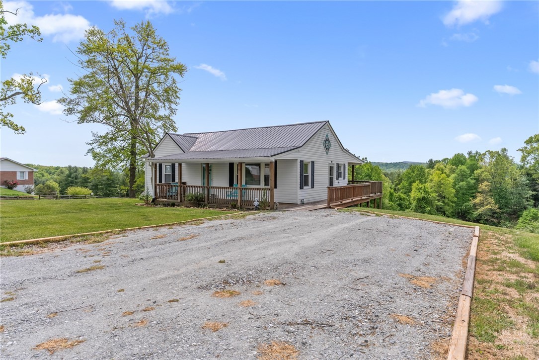4532 Nc Highway 18 Property Photo 6