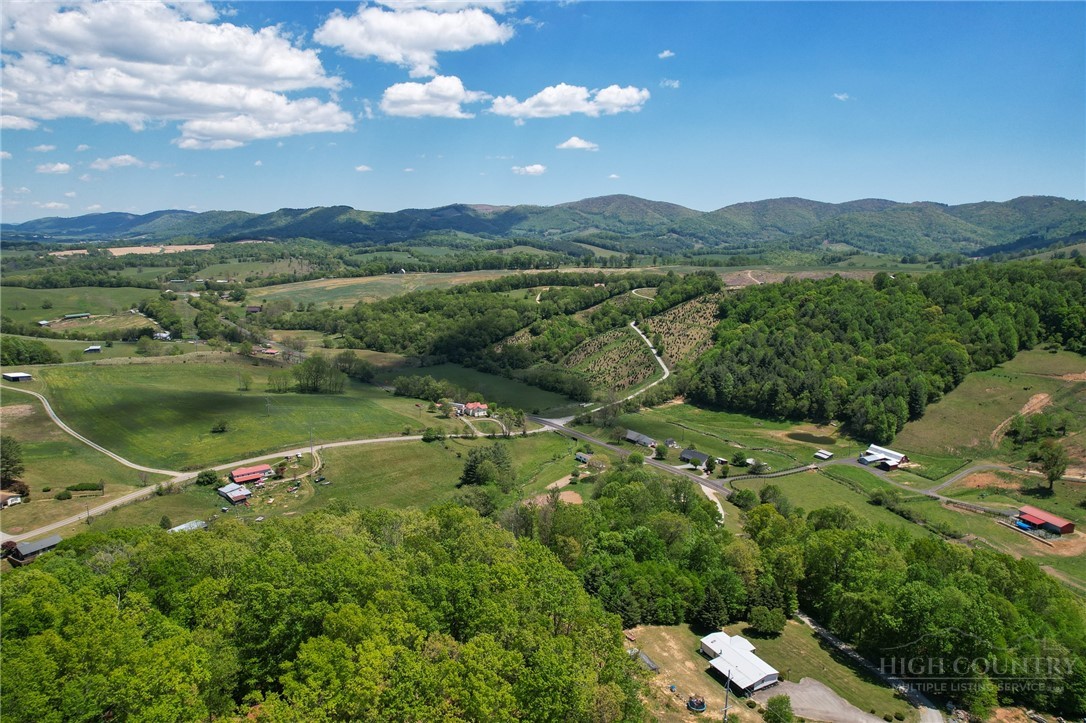 152 Pioneer Ridge Property Photo 6