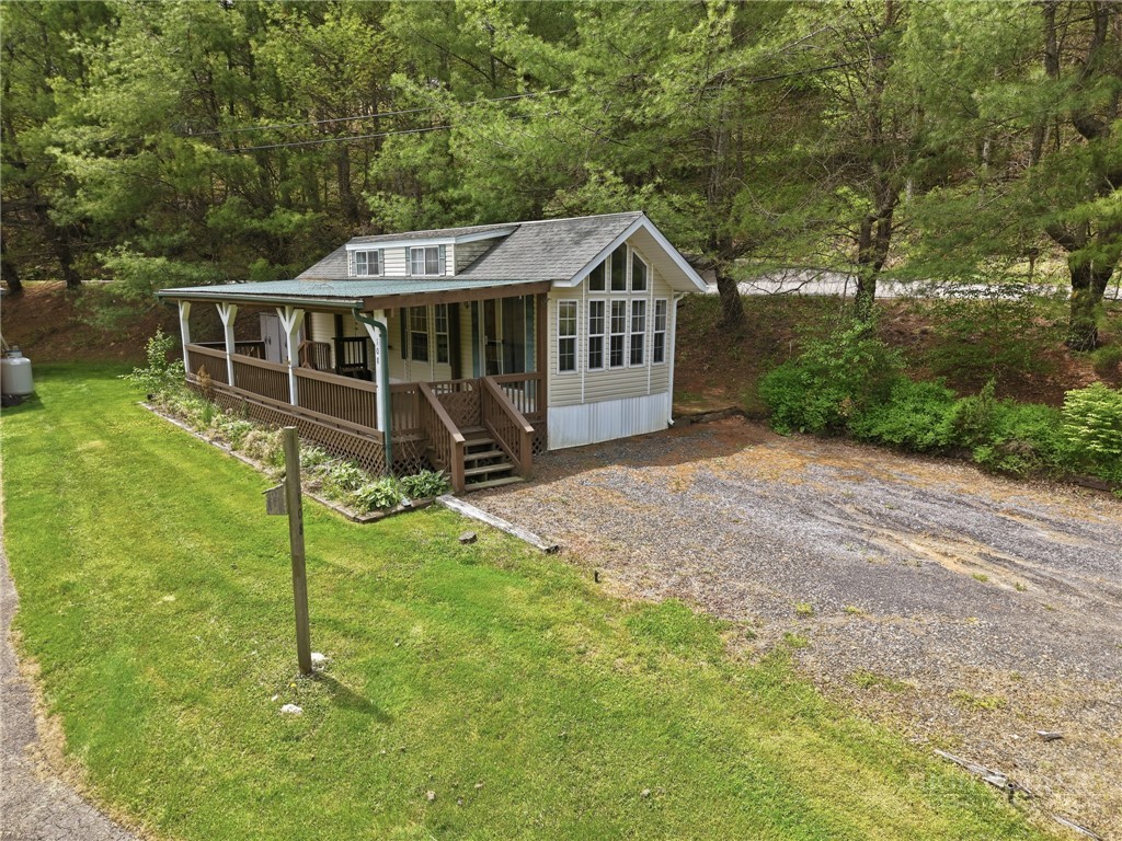 108 Finch Way Property Photo 1