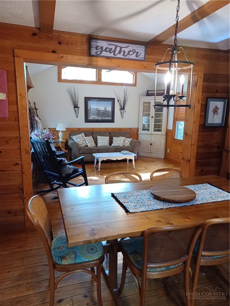 100 Tulip Lane Property Photo 19